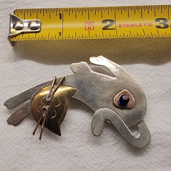 Silver and Copper Cat Brooch - Picture 3 of 4
